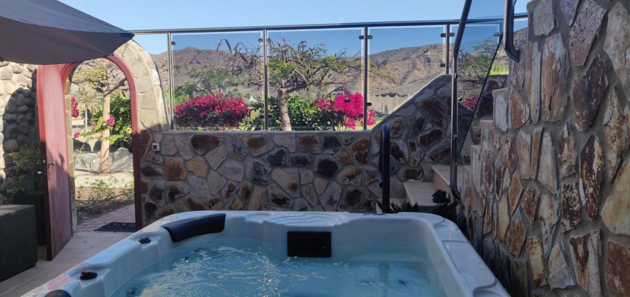 Casa Holmston, Duplex Villa With Hot Tub In Anfi Tauro Topaz Mogan Luaran gambar