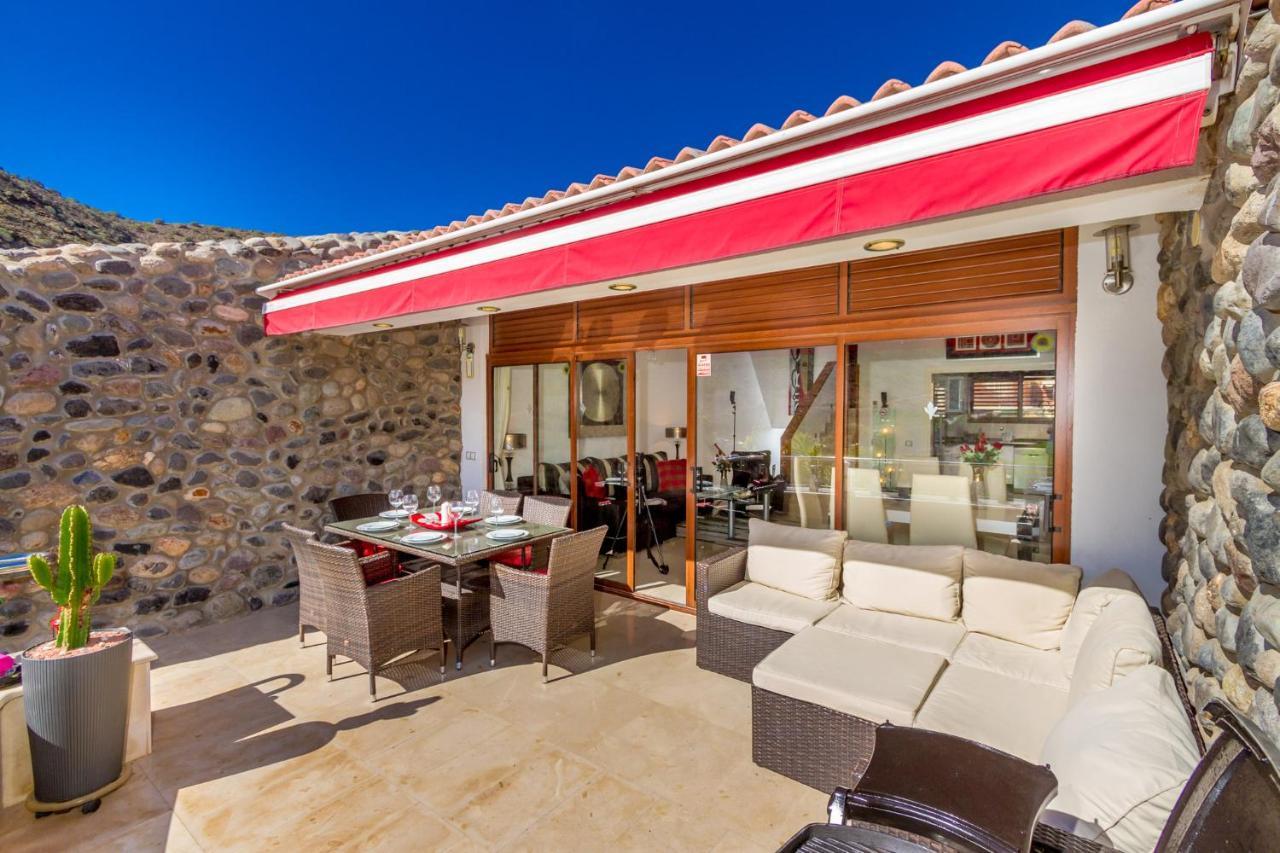 Casa Holmston, Duplex Villa With Hot Tub In Anfi Tauro Topaz Mogan Luaran gambar